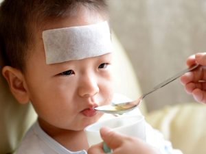 Trẻ sau lúc sốt gây kích thích thần kinh xử lý thế nào?
